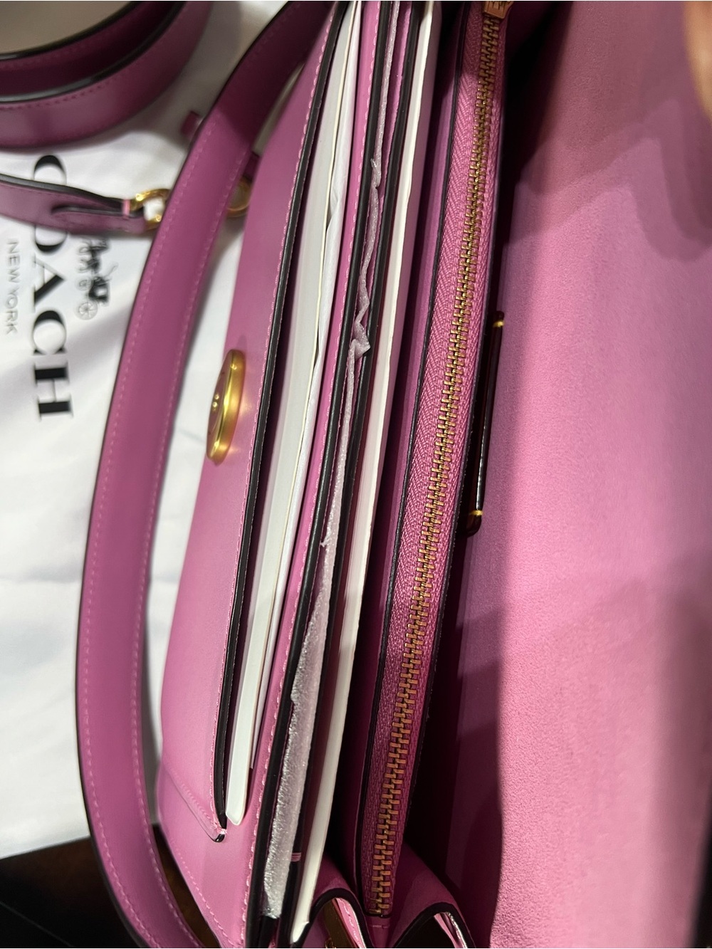 Coach Tabby 26 in Fuchsia 🩷 - Picture 2 of 4